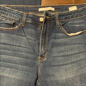 Brand new kancans size 29. Have stretch to them